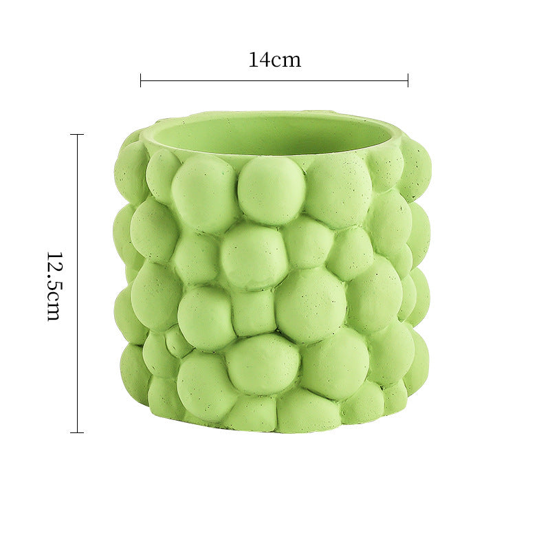 Цементный цветочный горшок, декоративная ваза с зелеными растениями